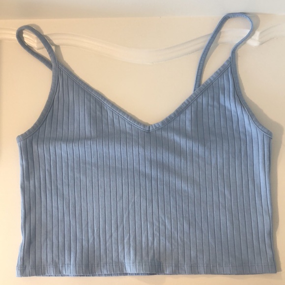 H&M Tops - blue cropped top ☁️